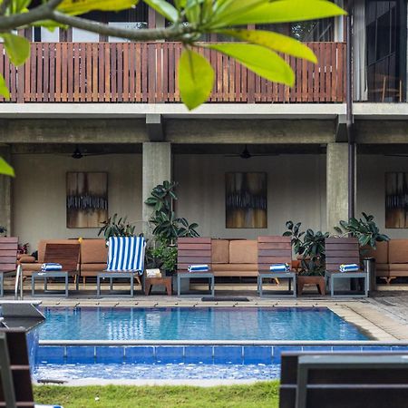 Seahorse Hotel & Spa Negombo Exteriör bild